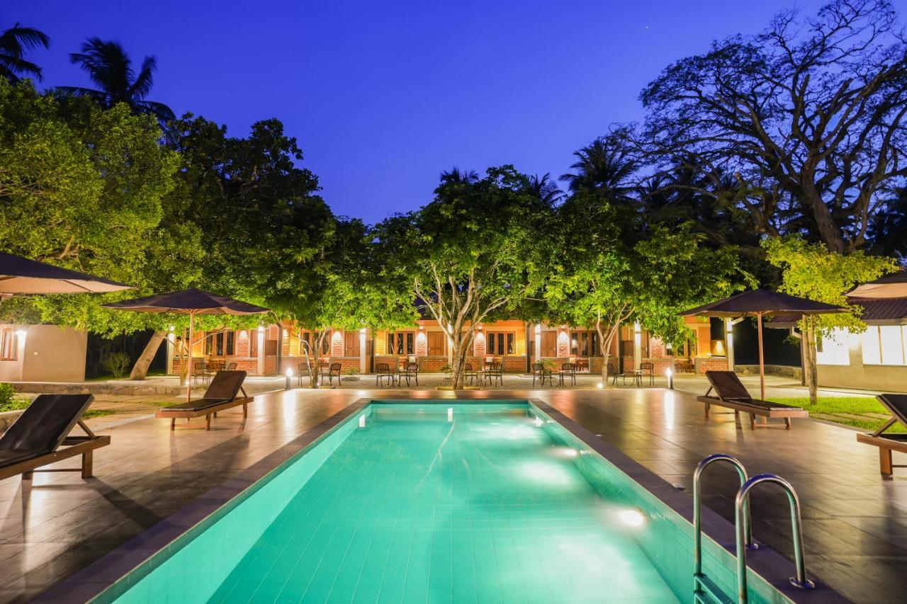 Malala Retreat Hotel Hambantota Exterior foto