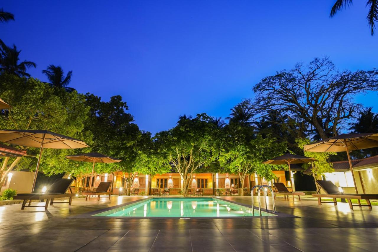 Malala Retreat Hotel Hambantota Exterior foto